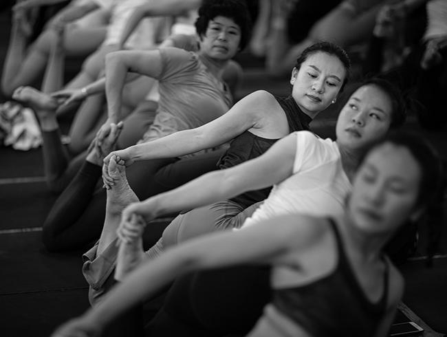 广州尊龙人生就是博d88瑜伽学院